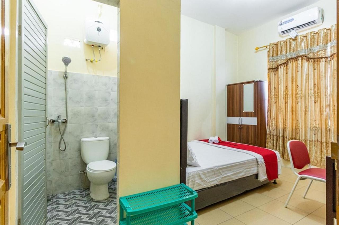 RedDoorz Syariah @ Jalan Setiabudi Medan 3 Bagian luar foto