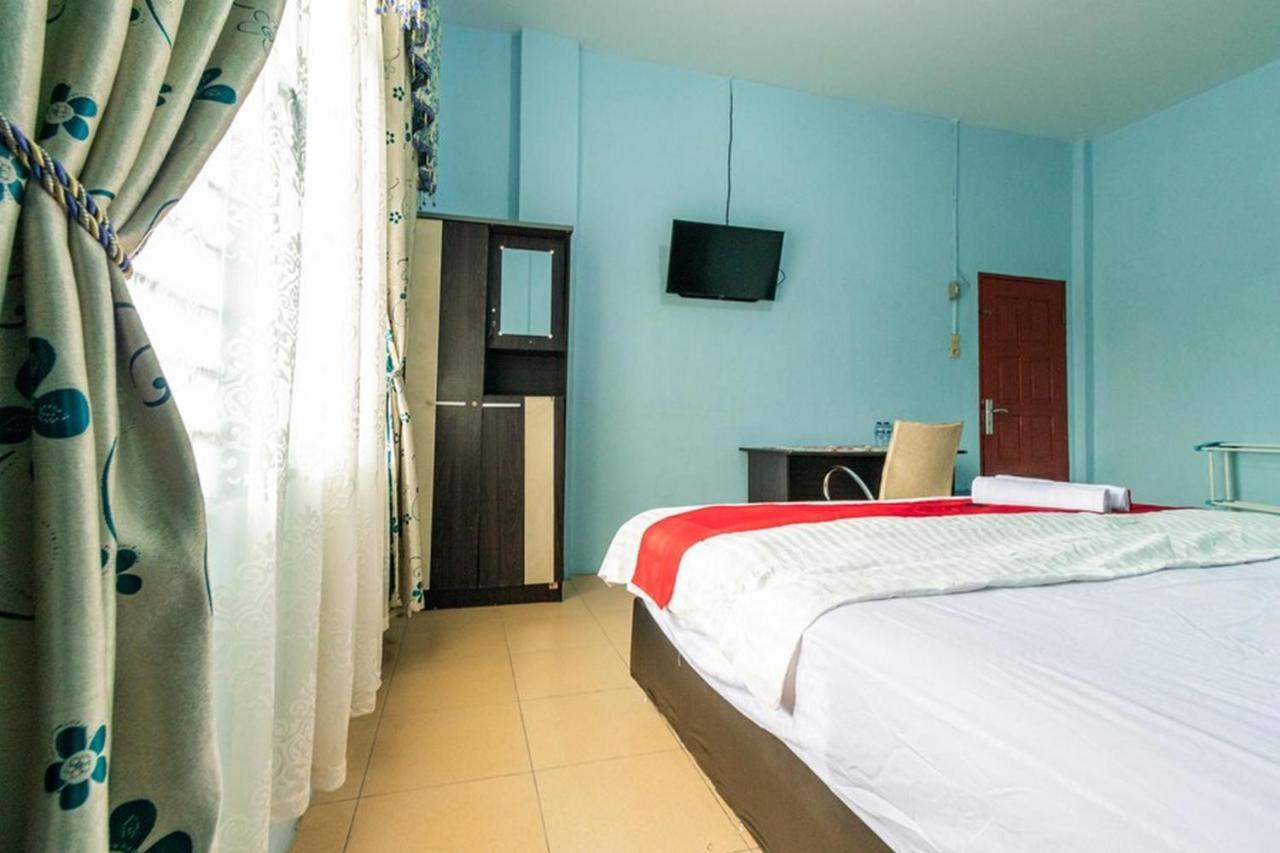 RedDoorz Syariah @ Jalan Setiabudi Medan 3 Bagian luar foto