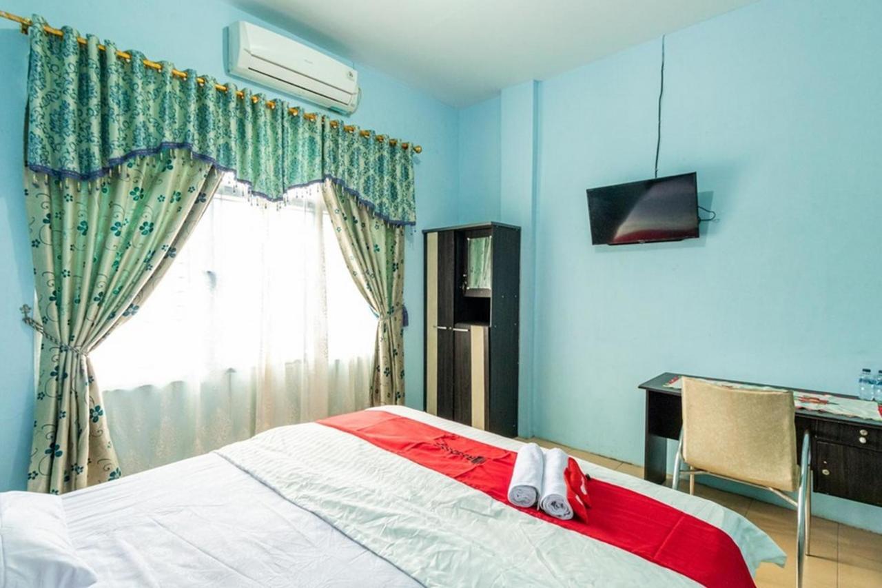 RedDoorz Syariah @ Jalan Setiabudi Medan 3 Bagian luar foto